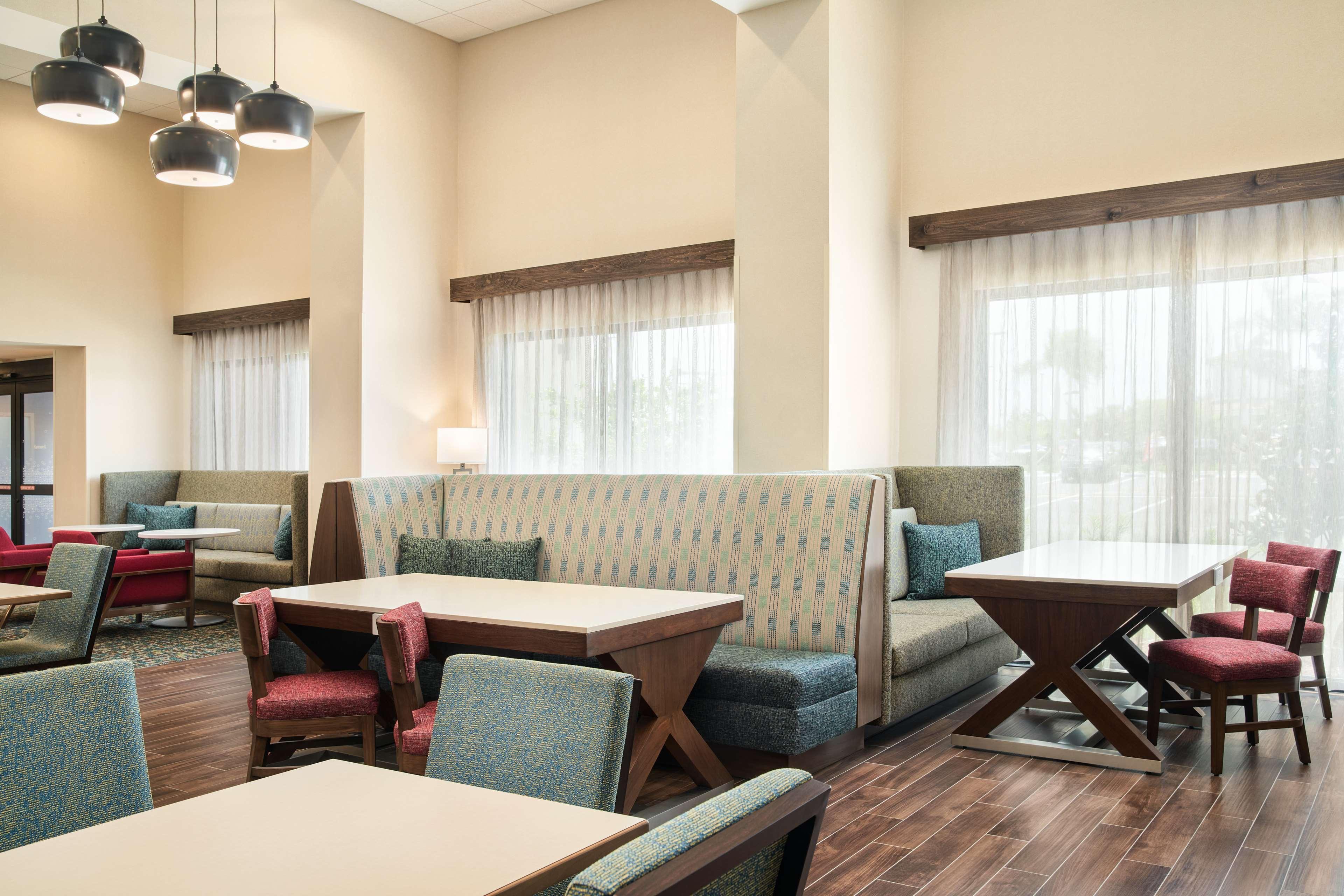 Hampton Inn Clewiston Buitenkant foto